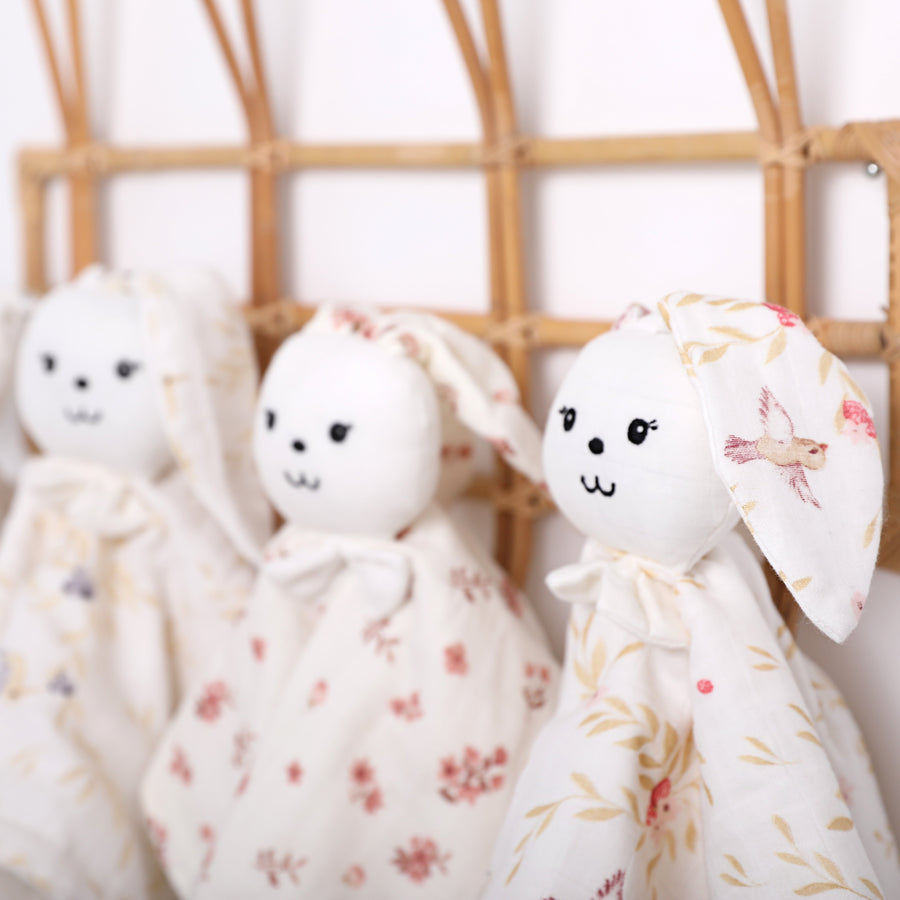 Bunny Snuggle - Vine Boys