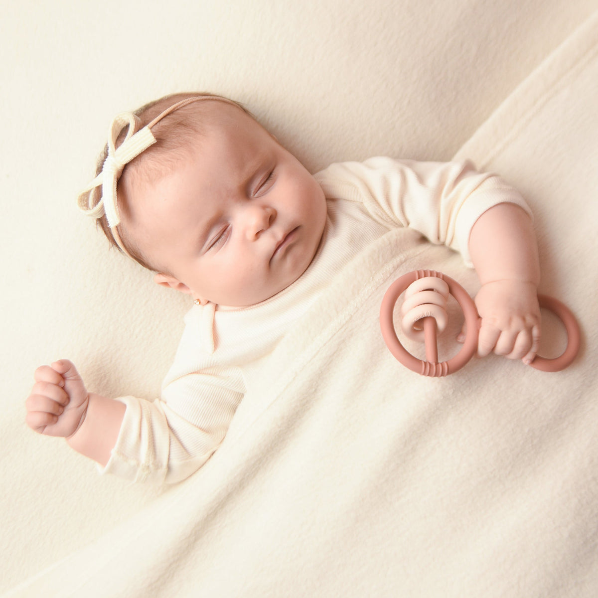 Bebe Rattle Teether - Rosewood