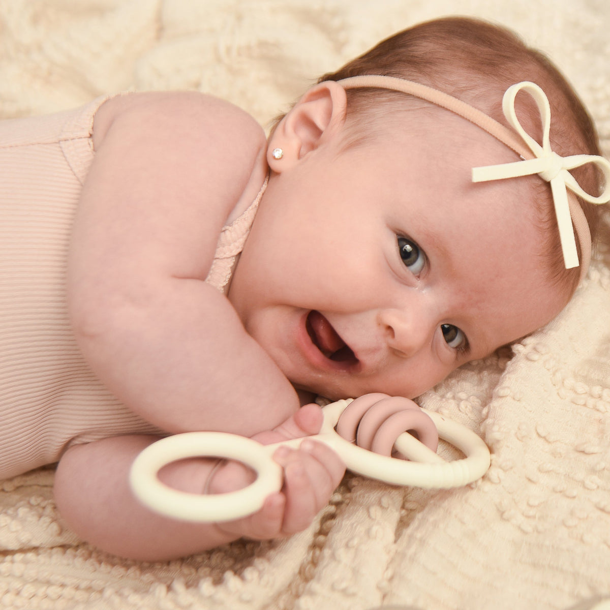 Bebe Rattle Teether - Vanilla